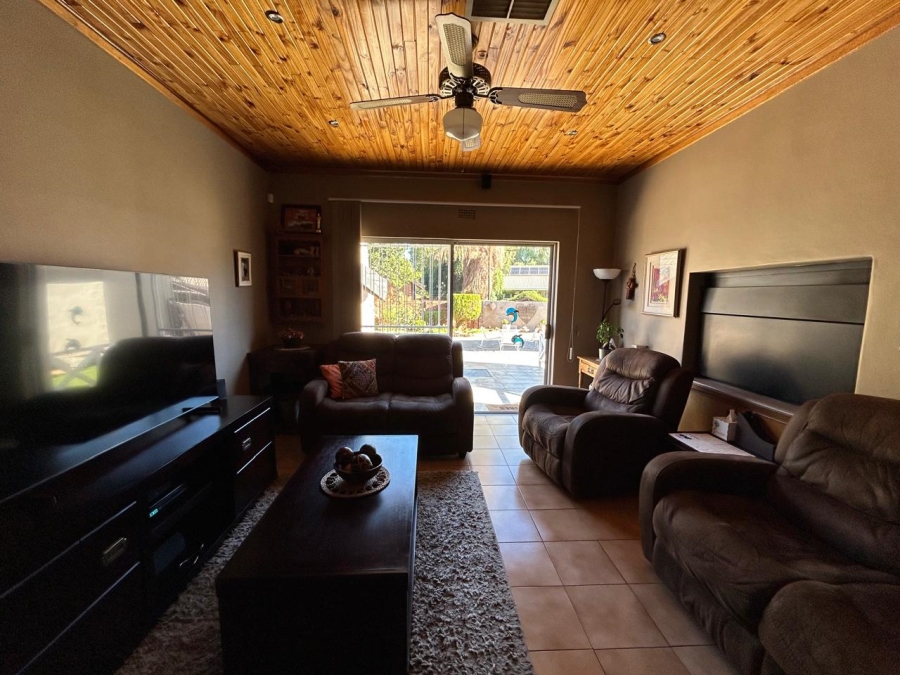 4 Bedroom Property for Sale in Monument Heights Northern Cape